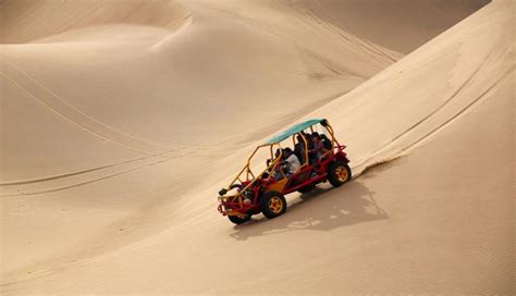 dune buggy Huacachina