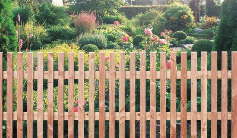 Dunkelbrauner Zaun: The Stylish And Secure Fencing Option For Your Home In 2023