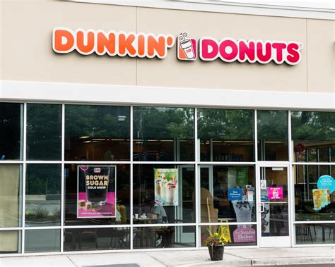 Store Thanksgiving hours 2018 Is Dunkin' Donuts open?