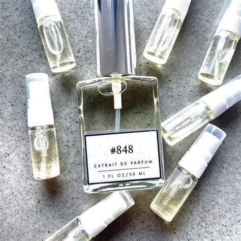 [CBN] Nước hoa Nữ REPLICA Lazy Sunday Morning 2ml 10ml Shopee Việt Nam