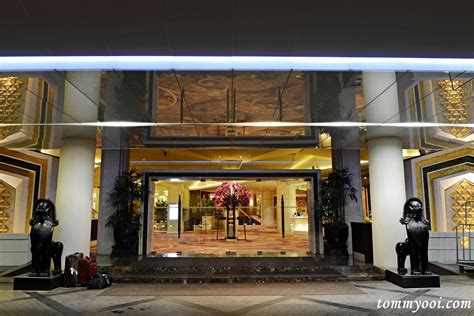 Dusit Thani Bangkok Hotel Lobby