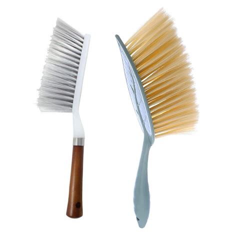 Dust Out Brush