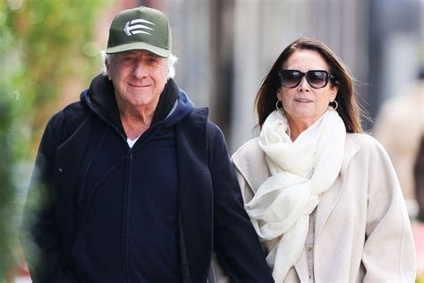 Dustin Hoffman Wives