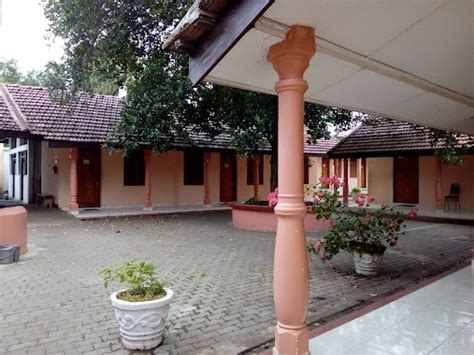 dutugemunu pilgrims rest anuradhapura