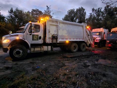 duval county garbage pickup