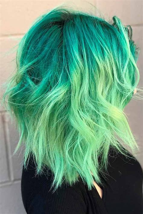 dyeing hair green