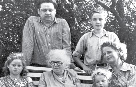 dylan thomas and his father
