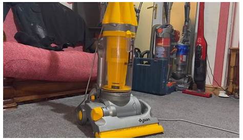 Dyson DC07 Root 8 Cyclone Upright Vacuum in WR11 Wychavon for £40.00