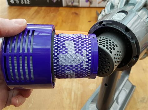 dyson cyclone v10 absolute user manual