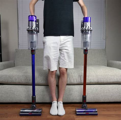 dyson v10 v11 difference