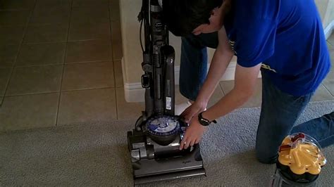 dyson vacuum cleaners troubleshooting dc33