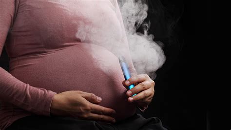 E Cigarette While Pregnant Risks Revealed: What You Need