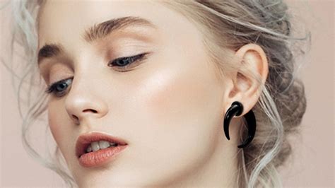 Ear Stretching Every 2 Weeks