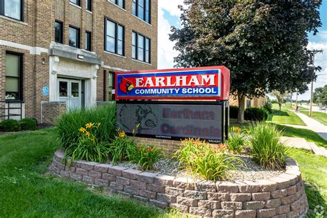 Earlham Elementary School