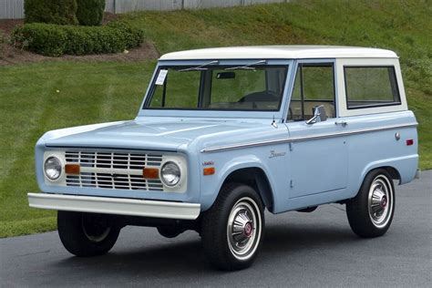 early ford bronco pics
