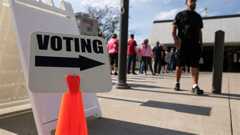 early voting polls in my area