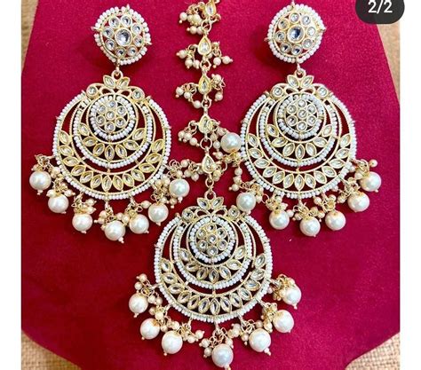 earrings with maang tikka