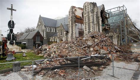Earthquake on Churches
