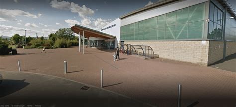 east dunbartonshire council leisure centres