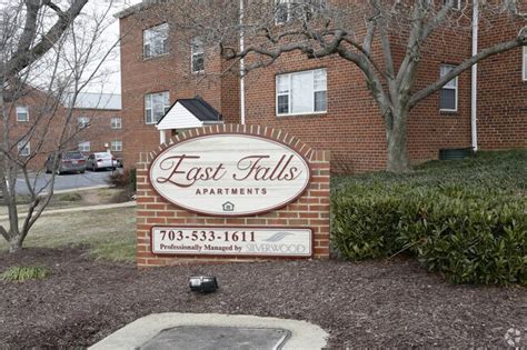 east falls apartments falls church va