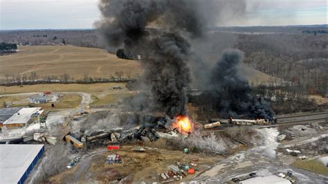 east palestine ohio train derailment photos