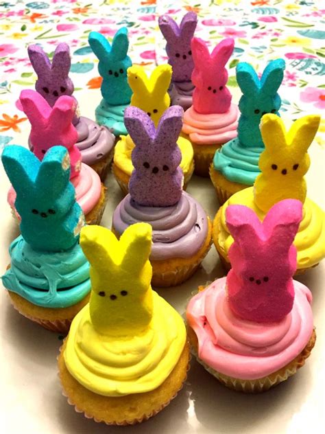 Easter Cupcakes With Peeps