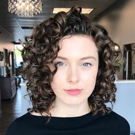  79 Stylish And Chic Easy Hairstyles For Medium Length Curly Hair For Long Hair