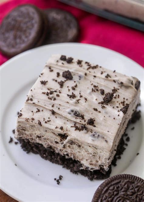 Easy No Bake Oreo Cheesecake With Cool Whip