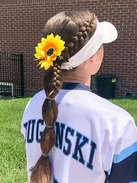30 Lovely Cute softball Hairstyles Images Hair styles, Softball hairstyles, Hair images