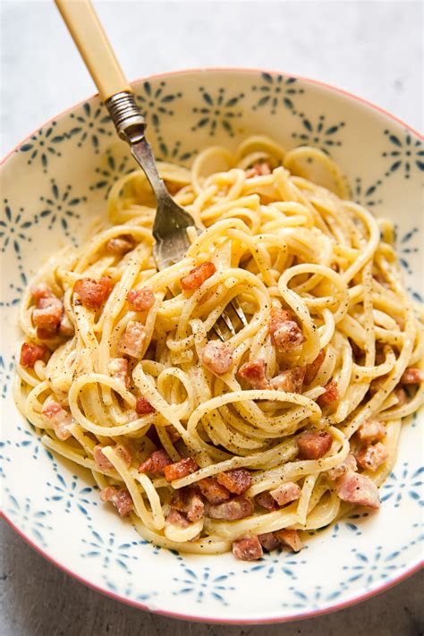 easy carbonara recipe uk