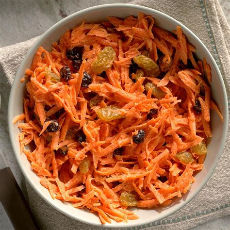 easy carrot and raisin salad recipe