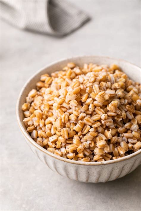 Easy Instant Pot Farro