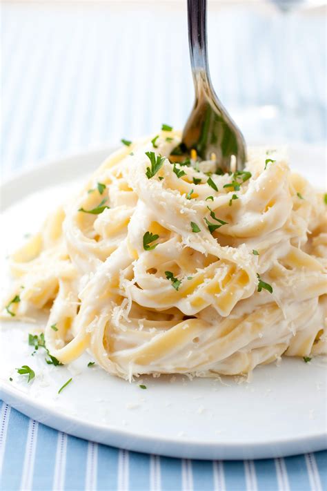 Easy Light Alfredo