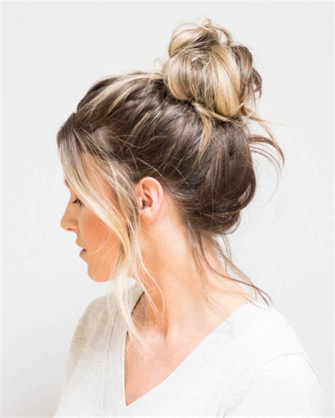 This Easy Messy Bun Hairstyles For Medium Hair With Simple Style
