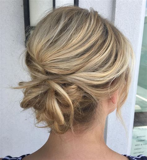  79 Gorgeous Easy Messy Updos For Medium Hair To Do Yourself For Bridesmaids