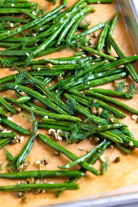 Easy Roasted Garlic Green Beans