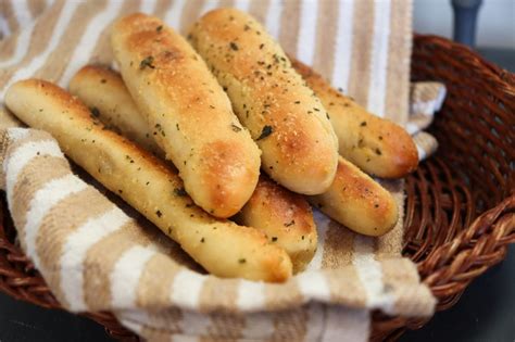 Easy Sourdough Breadsticks