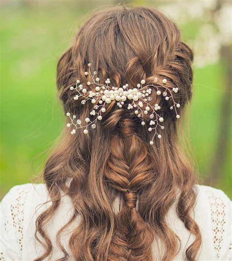 Unique Easy Wedding Hairstyles For Long Curly Hair With Simple Style