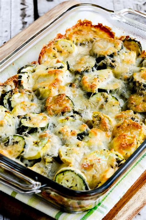 Easy Zucchini Cheese Bake