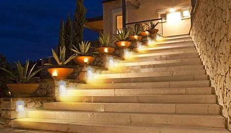 éclairage pour terrasse en bois extérieur escalier spot