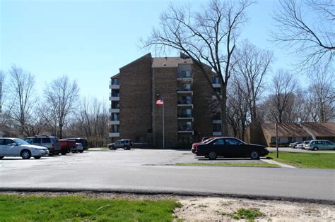 edgewood village apartments east lansing mi