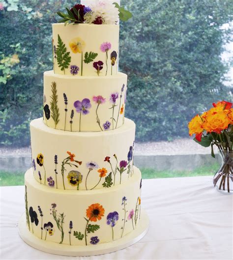 Edible flower wedding cake. Wedding cakes with flowers, Gluten free
