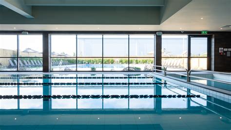edinburgh gyms with pool