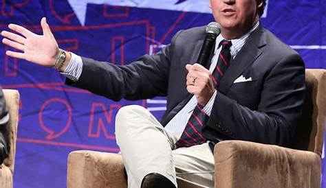 Tucker Carlson lecture causes controversy at UNC journalism school