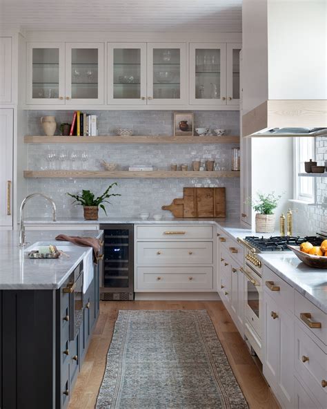 Efficient Kitchen Cabinet Design
