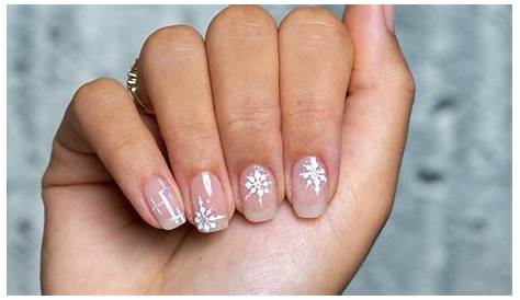Effortless Chic: Chic Winter Nail Shades For Single Moms