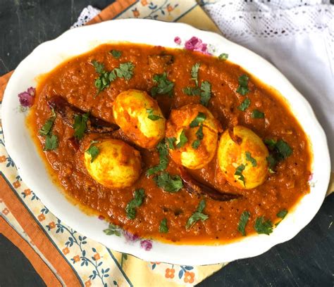 Egg Curry Dhaba Style In Hindi