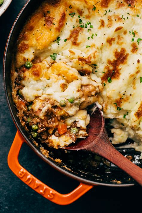 egg in mashed potatoes for shepherd's pie