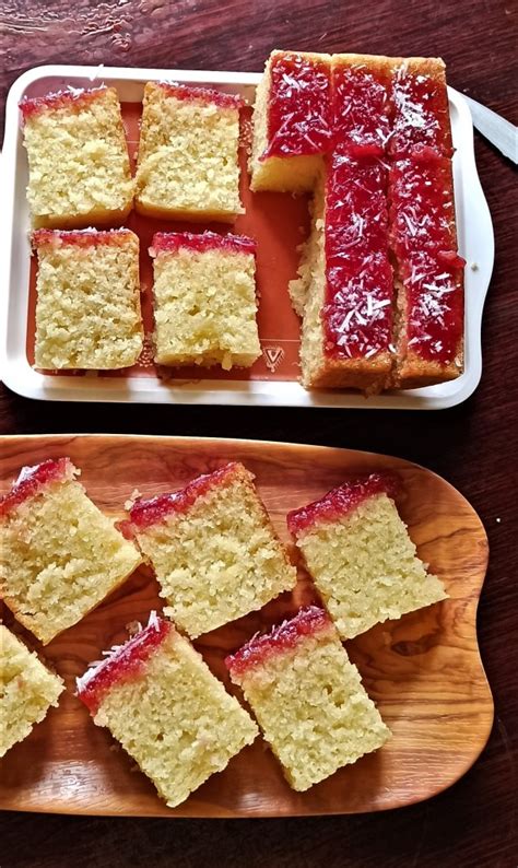 Eggless Jam Cake