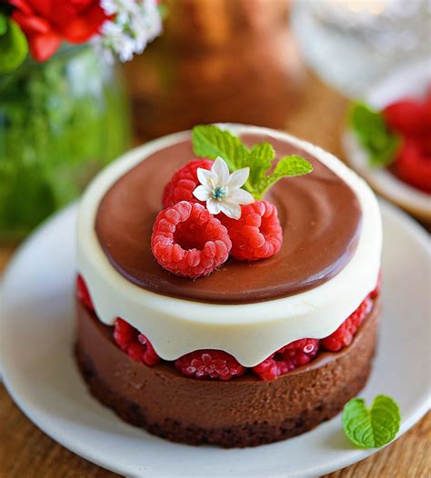 Raspberry Ripple Cheesecake Sugar and Crumbs Recipe